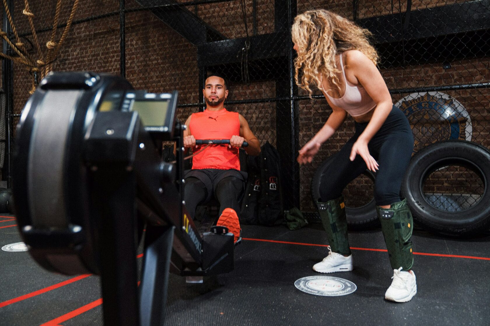 Sessão de cardio e remo